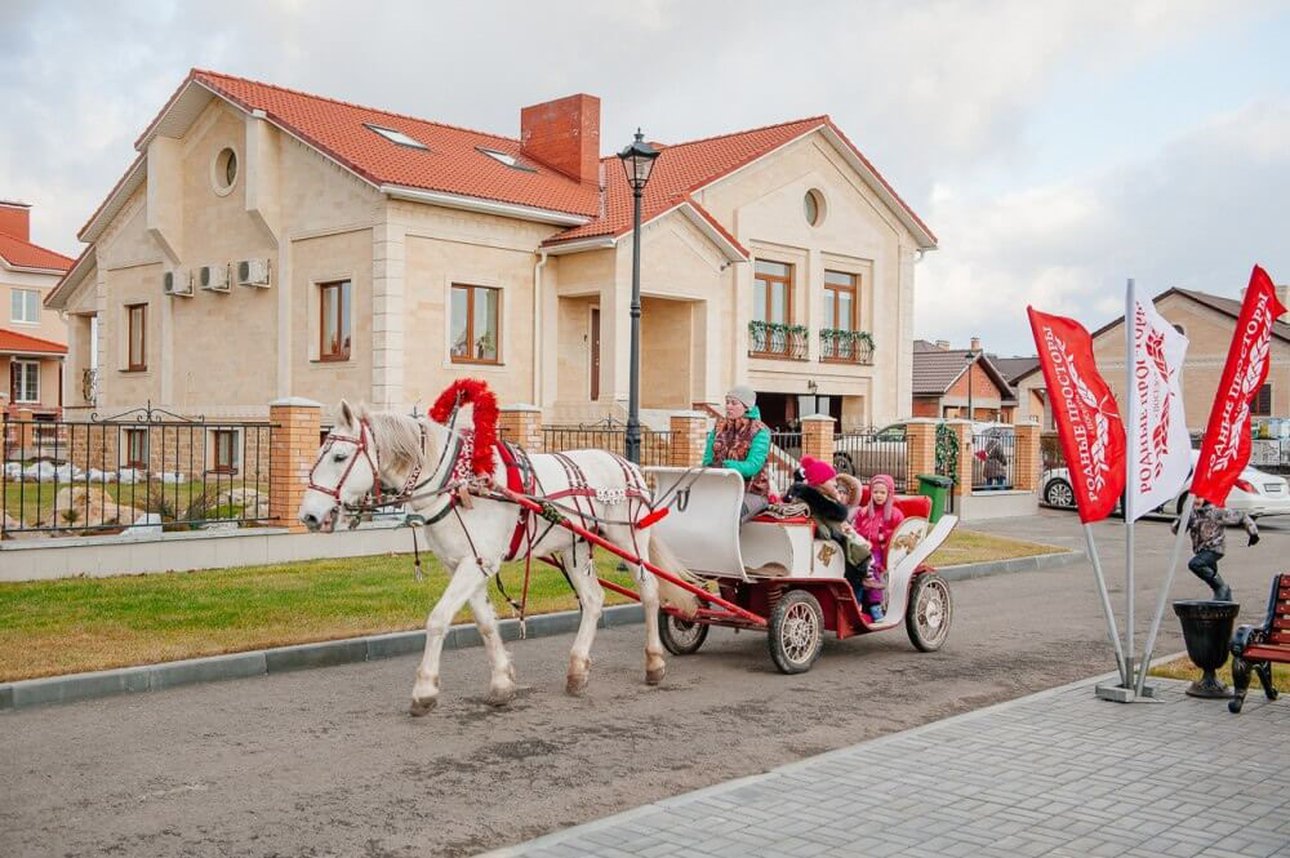 Конная прогулка для двоих. Конный клуб Konipark в Саратове